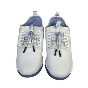 Clove Classic Nursing Sneaker in Grey Matter Size 9.